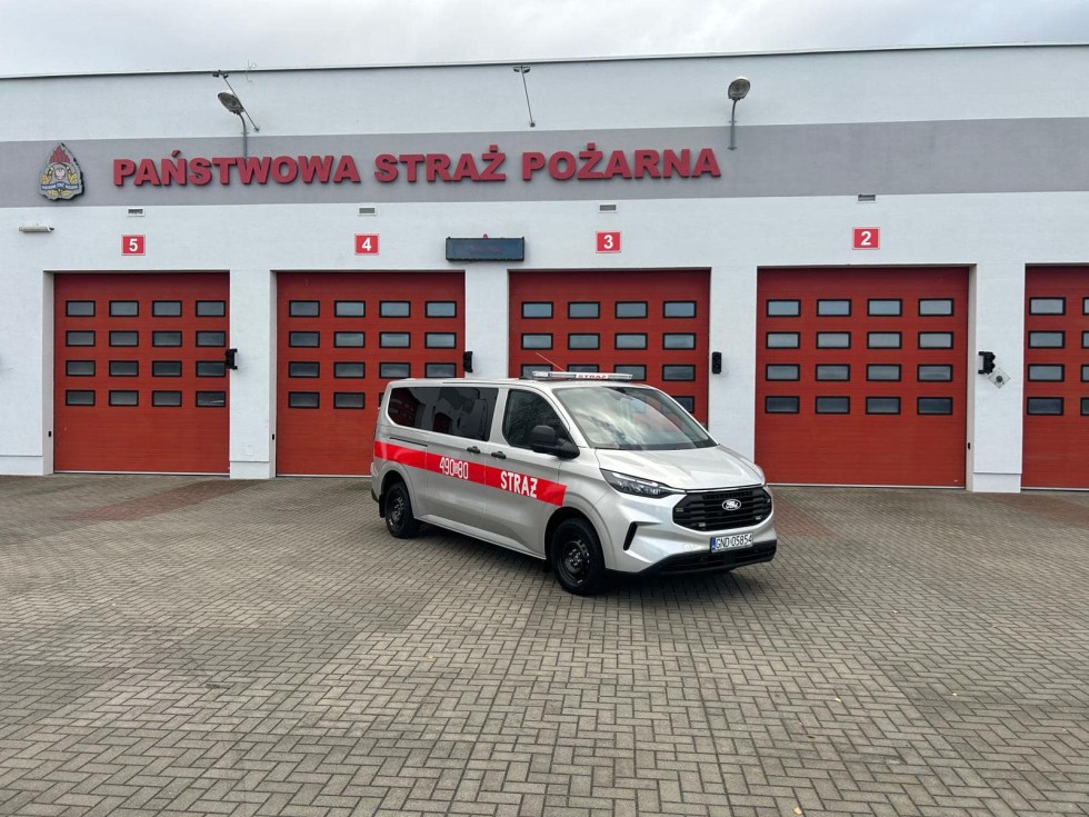 Nowy Dwór Gdański. Uroczysta zbiórka strażaków z okazji Narodowego Święta Niepodległości.