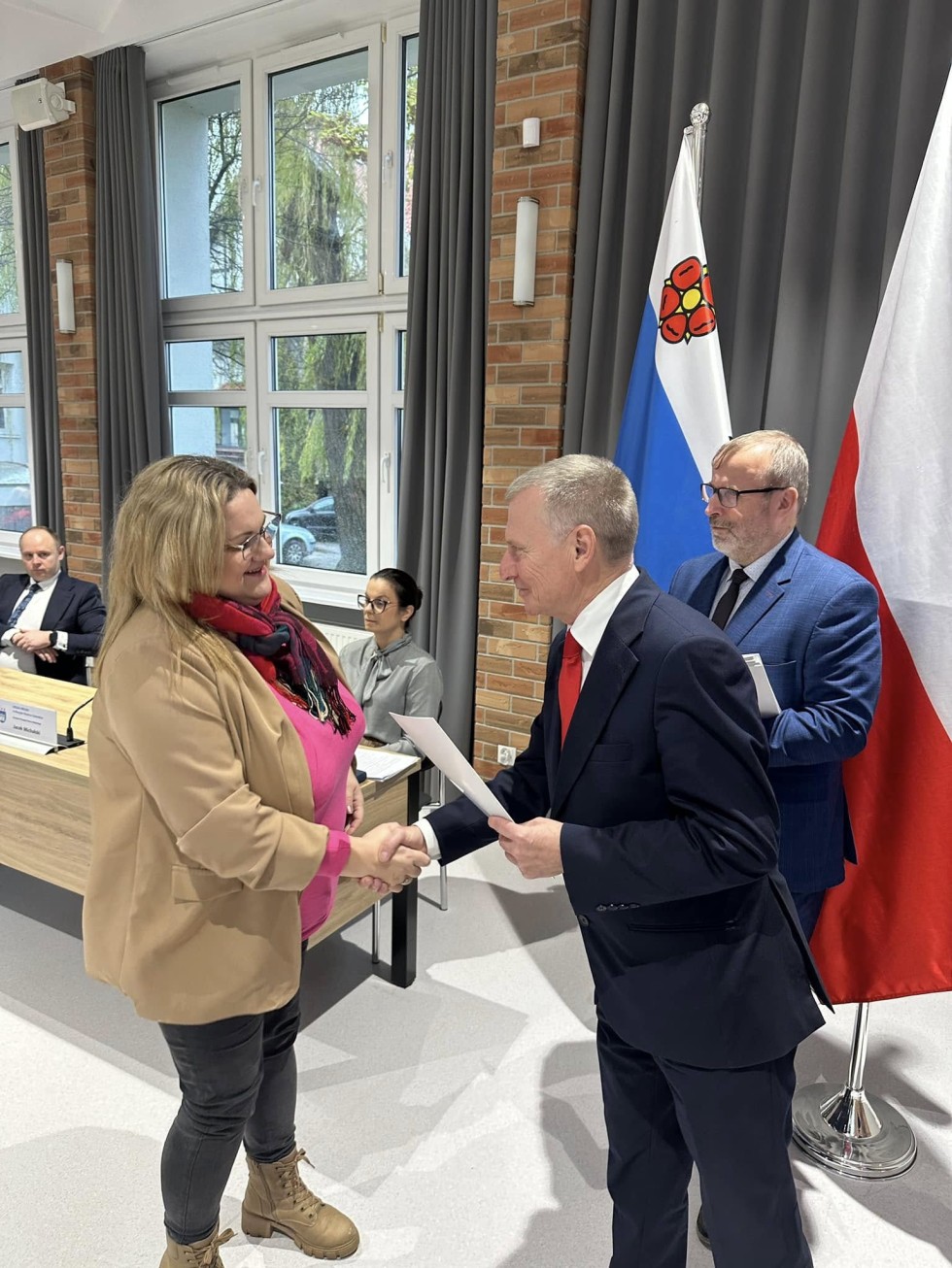 Wręczenie zaświadczeń dla nowych sołtysów Gminy Nowy Dwór Gdański.