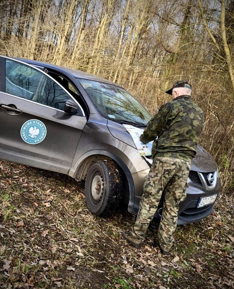 Powiat malborski. Wspólne działania policjantów i Straży Łowieckiej.