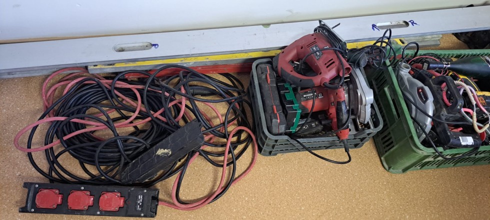 Nowy Dwór Gdański. Ukradł elektronarzędzia i alkohol.