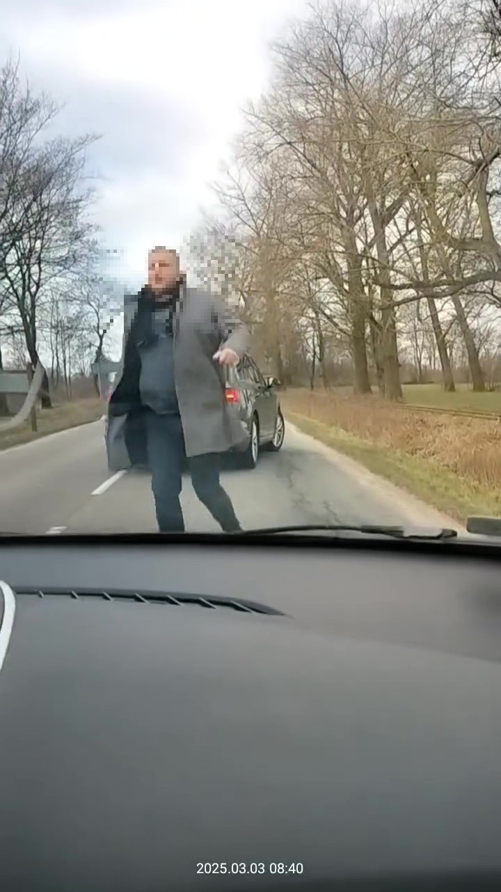 Sołtys Kątów Rybackich zatrzymany za pobicie – grozi mu nawet do 3. lat więzienia.