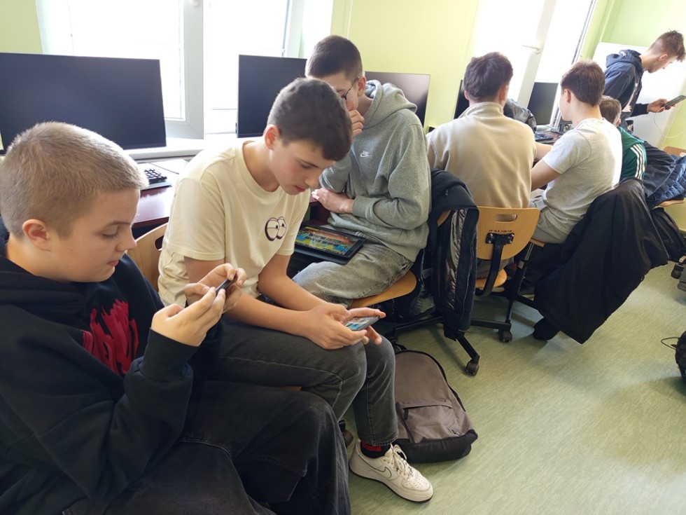 Malbork. Turniej Brawl Stars w Technikum nr 3 w ramach MBOJ - wygrała drużyna gospodarzy.
