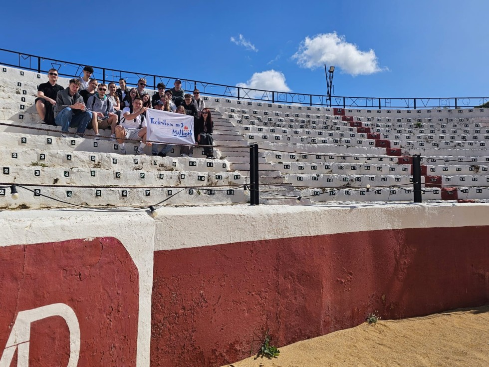 Uczniowie Technikum nr 3 na praktykach zawodowych w Hiszpanii.