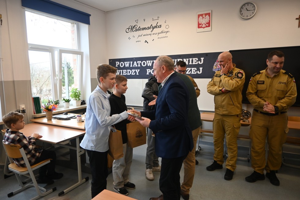 Znamy finalistów powiatowego etapu Ogólnopolskiego Turnieju Wiedzy Pożarniczej.