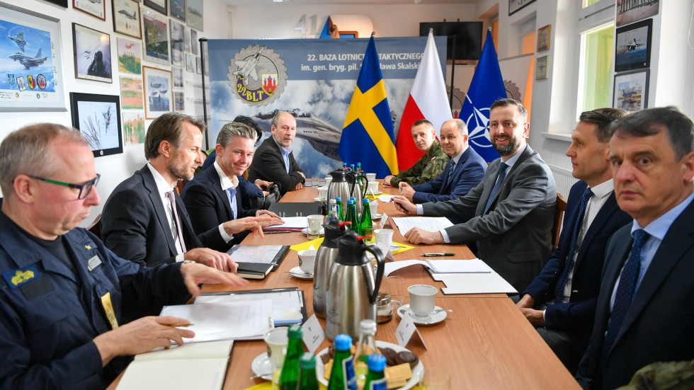 Pierwsza misja Air Policing Szwecji nad Bałtykiem – solidarność NATO w działaniu.