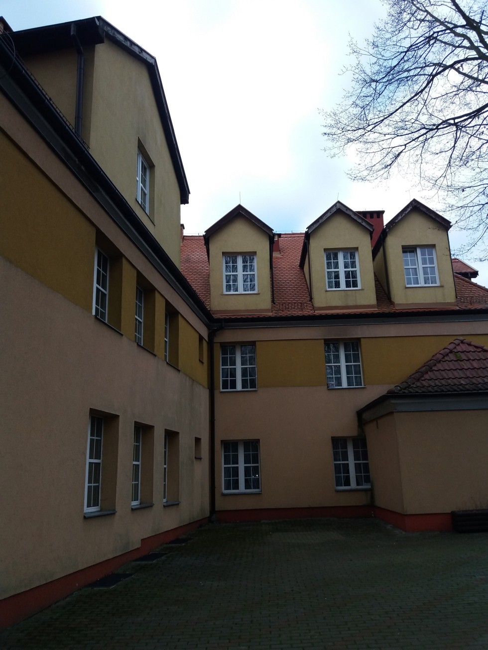 Dom Pomocy Społecznej w Malborku zyska nową windę – podpisano umowę na opracowanie projektu budowlanego.