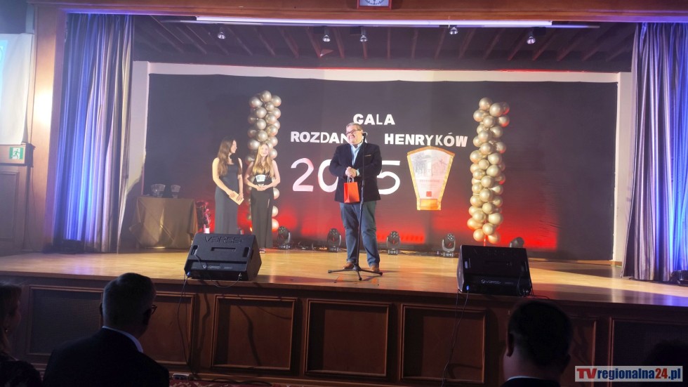 Henryki 2025 – Gala Maturzystów i Jubileusz 80-lecia Sienkiewiczówki w Malborku. Wideo