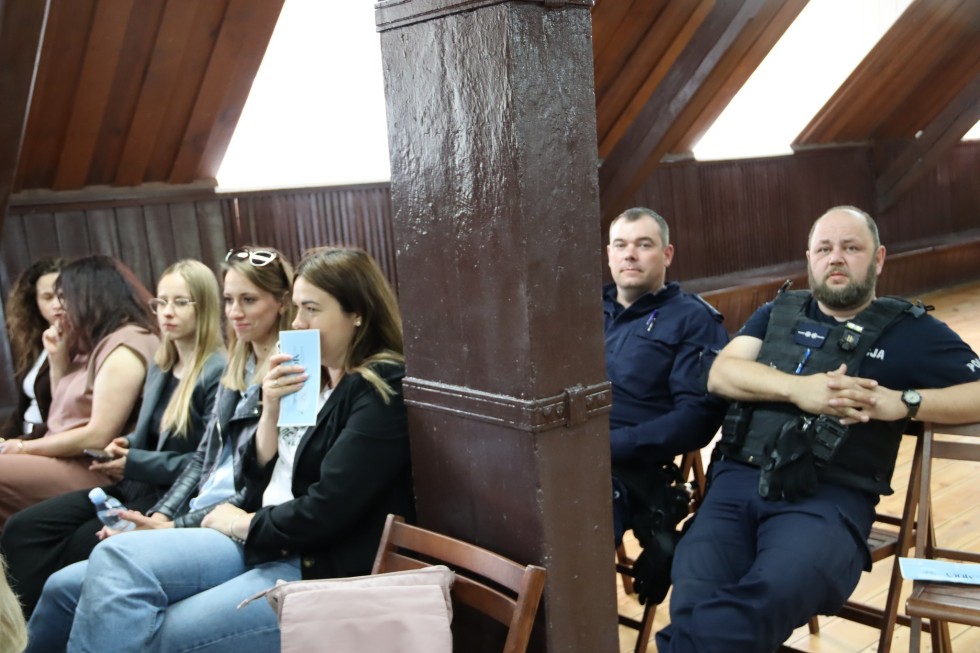 Akademia poMOCY w powiecie sztumskim – jak wspierać dzieci w kryzysie psychicznym?