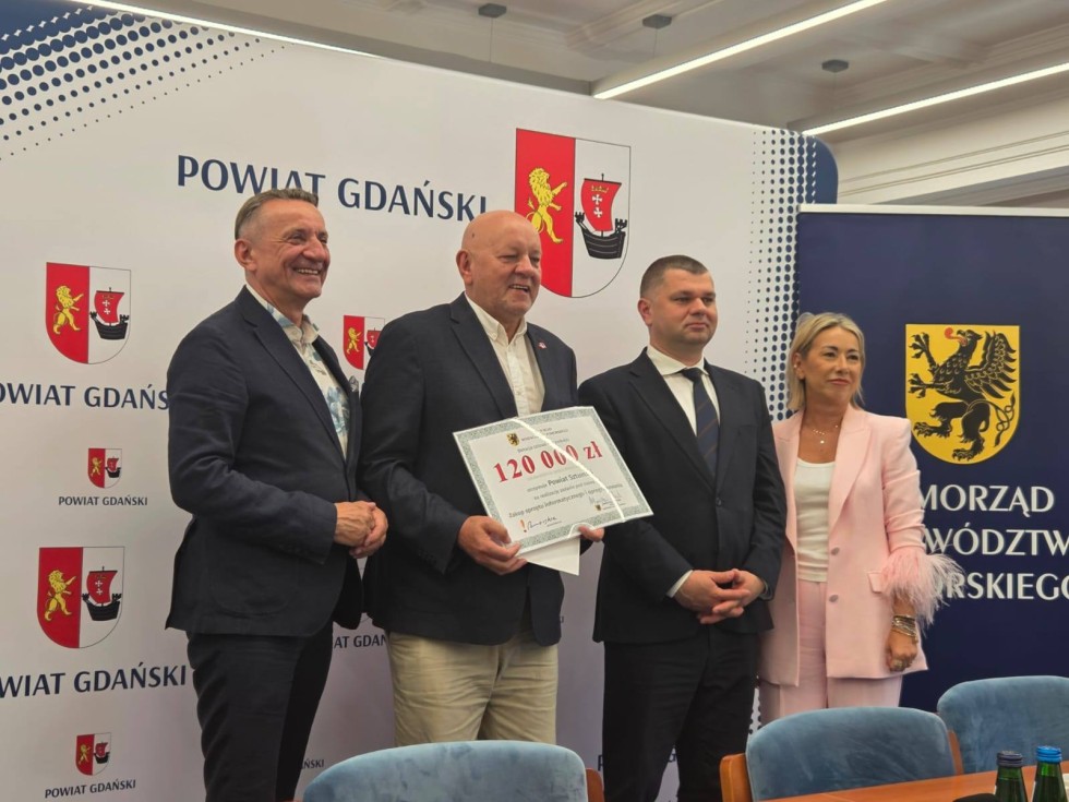 Powiat Sztumski z dotacją na cyfryzację geodezji.