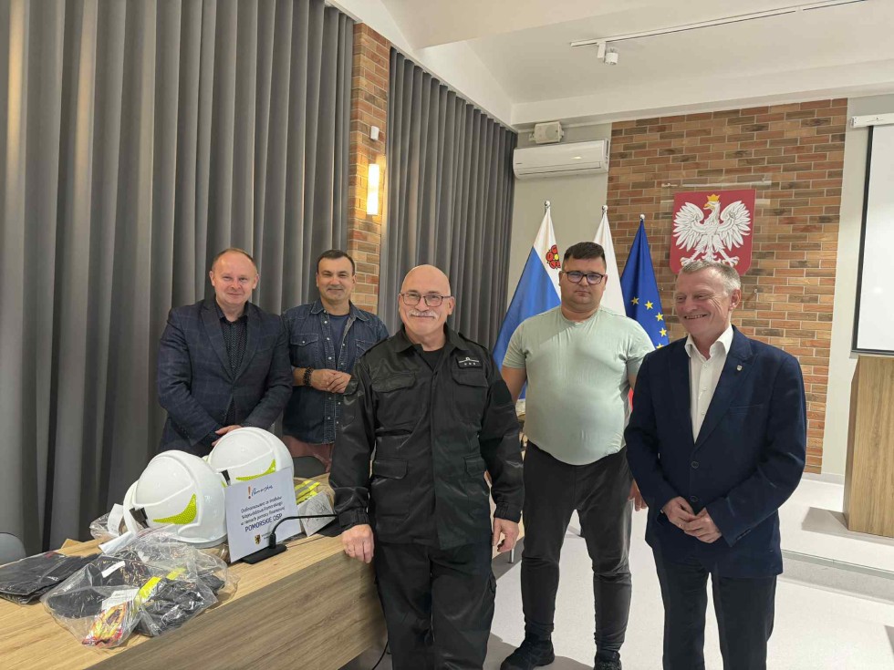 Nowy sprzęt dla strażaków ochotników z gminy Nowy Dwór Gdański.