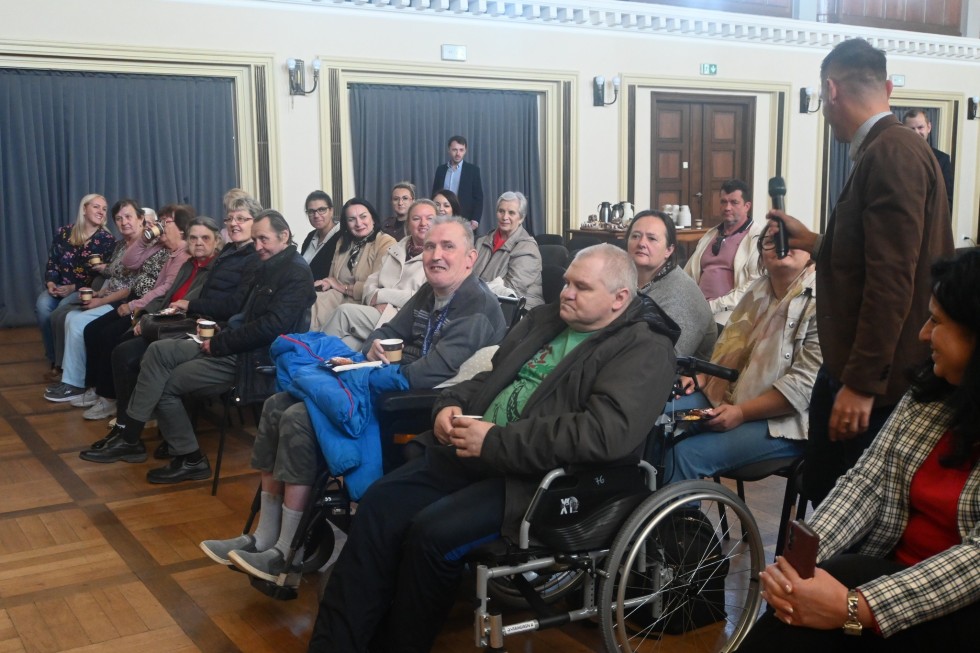 Rozmawiali o potrzebach osób z niepełnosprawnościami – ważne spotkanie w Nowym Dworze Gdańskim.