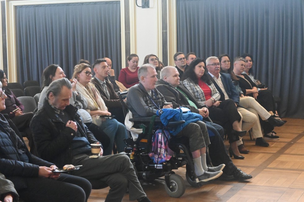 Rozmawiali o potrzebach osób z niepełnosprawnościami – ważne spotkanie w Nowym Dworze Gdańskim.