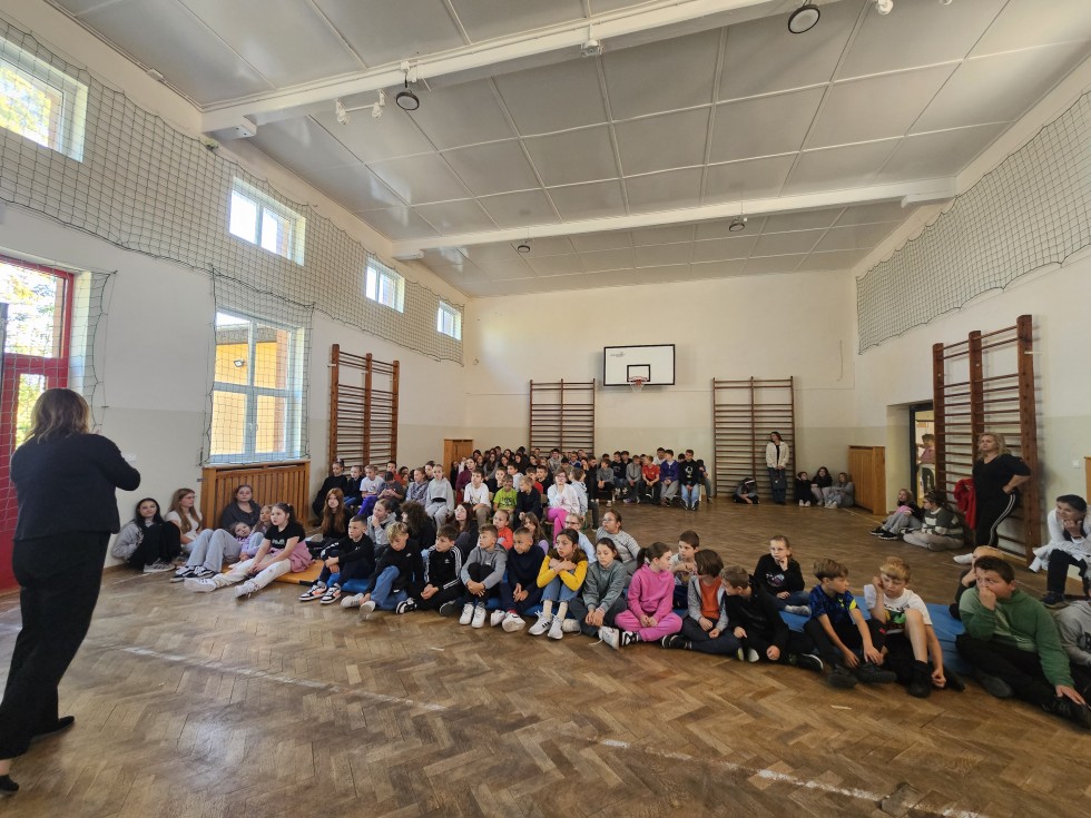 Uczniowie z Nowej Wsi Malborskiej włączyli się w ogólnopolską akcję przeciw przemocy rówieśniczej.
