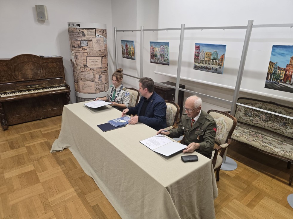 Muzeum Miasta Malborka podpisało umowę partnerską z Hufcem ZHP.