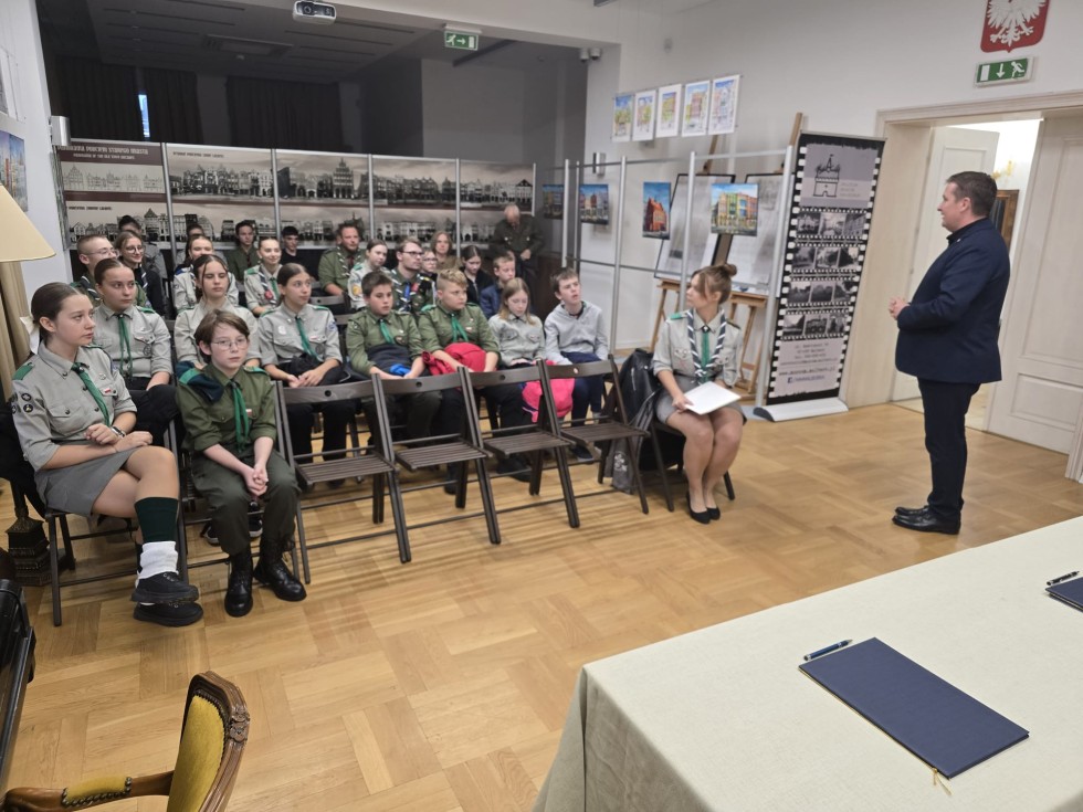 Muzeum Miasta Malborka podpisało umowę partnerską z Hufcem ZHP.