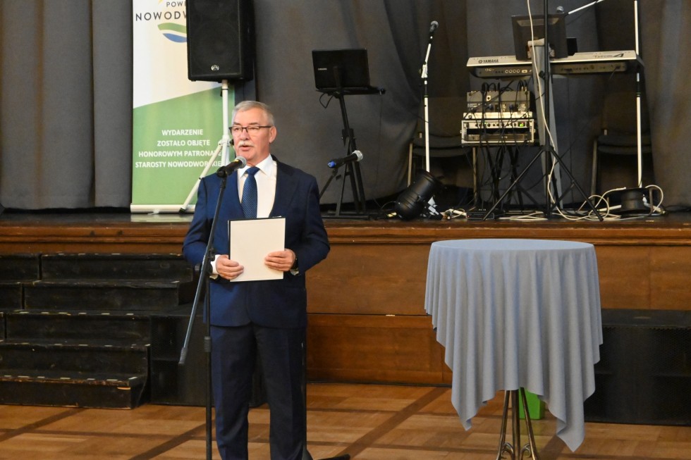 Radosne obchody Dnia Seniora w Nowym Dworze Gdańskim.
