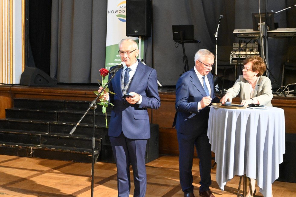 Radosne obchody Dnia Seniora w Nowym Dworze Gdańskim.