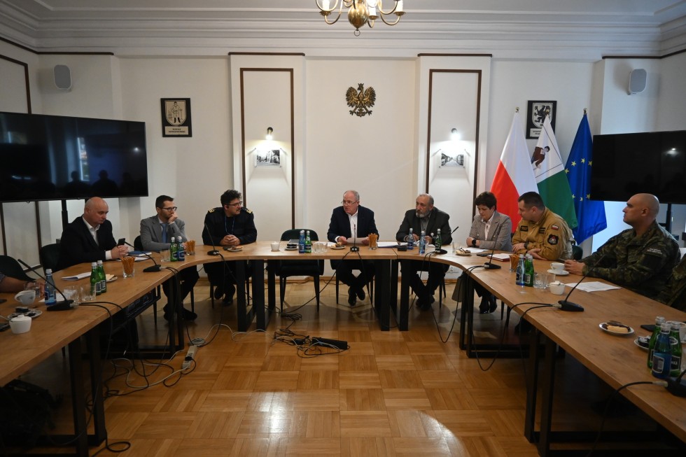 Powiat nowodworski przygotowuje się do sezonu zimowego 2025/2026.