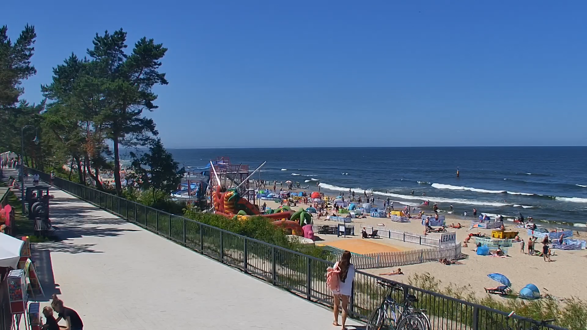 Stegna plaża: Bulwar Radiowej Jedynki. Kamera obrotowa - Aktualna pogoda&#8230;