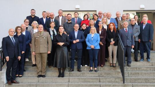 Wicestarosta nowodworski na Wyższym Kursie Obronnym w Gdańsku. Samorząd szkoli się na sytuacje kryzysowe